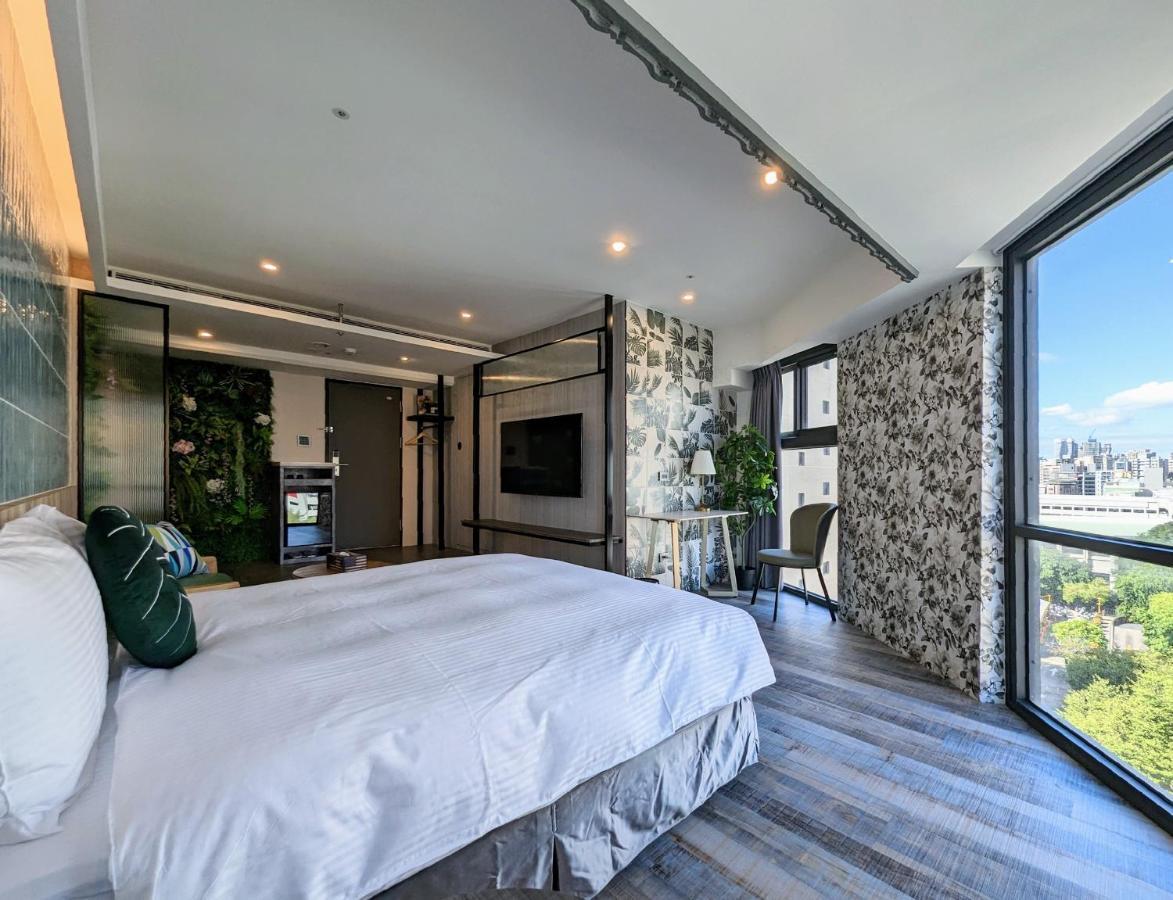 K Hotel - Yizhong Ταϊχούνγκ Εξωτερικό φωτογραφία