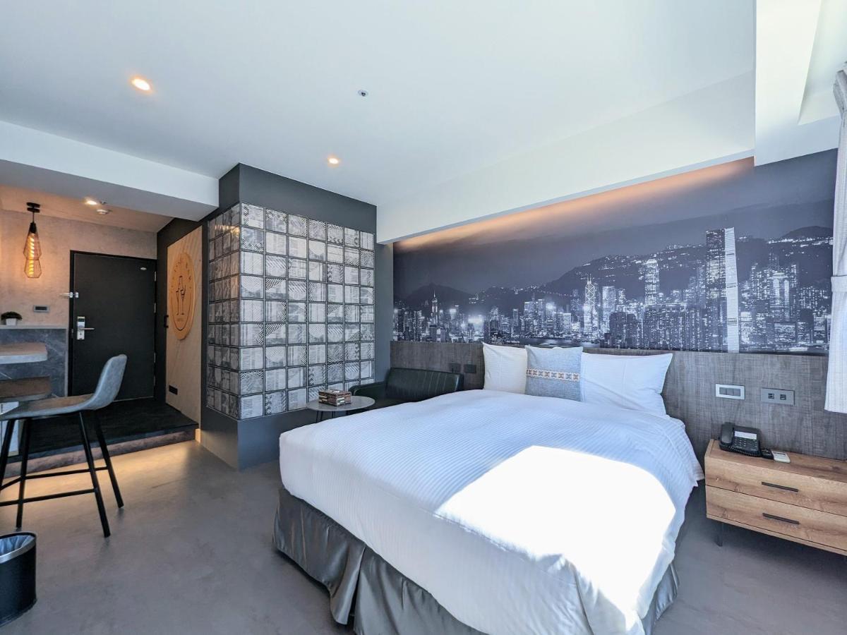 K Hotel - Yizhong Ταϊχούνγκ Εξωτερικό φωτογραφία