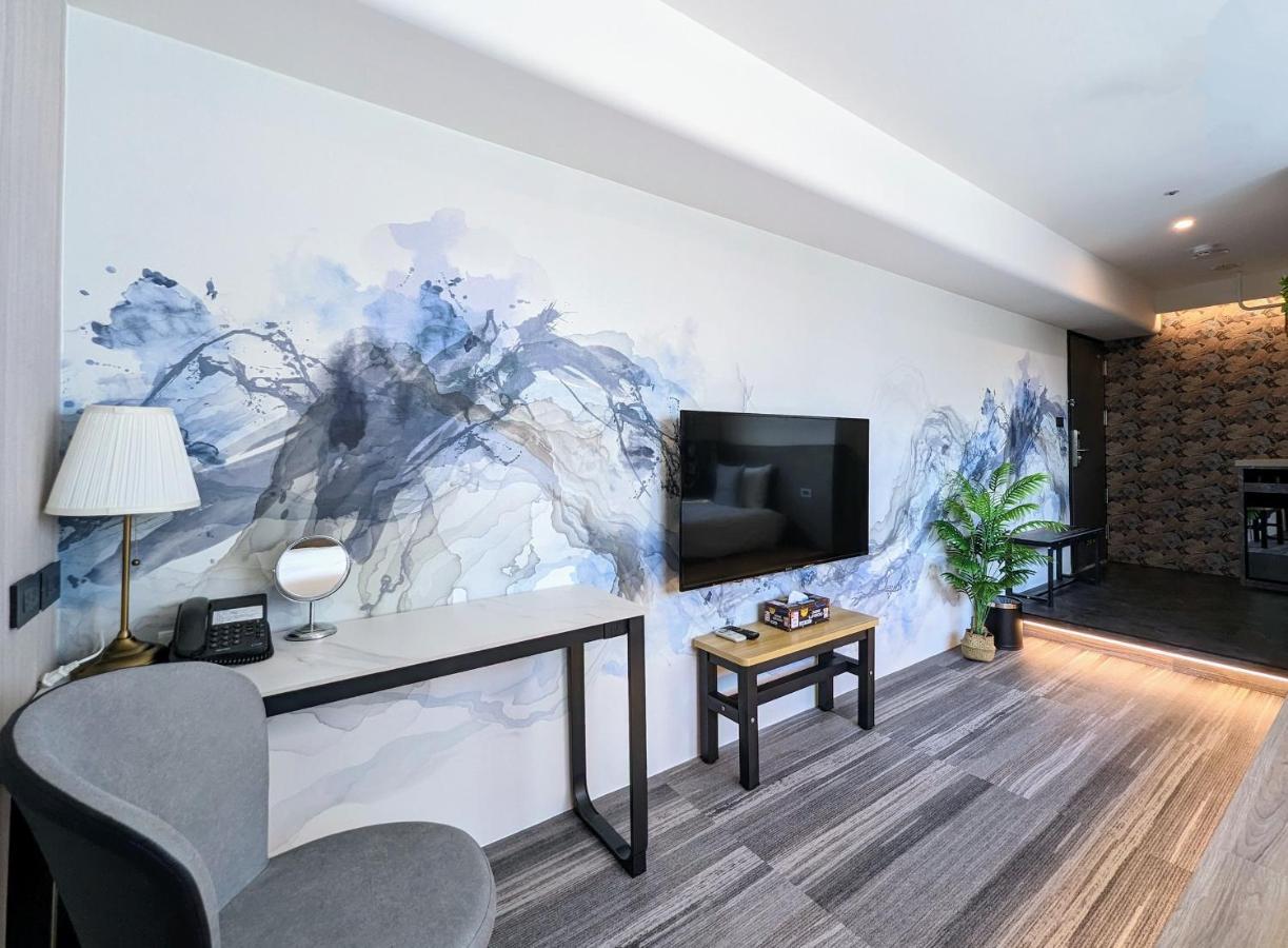 K Hotel - Yizhong Ταϊχούνγκ Εξωτερικό φωτογραφία