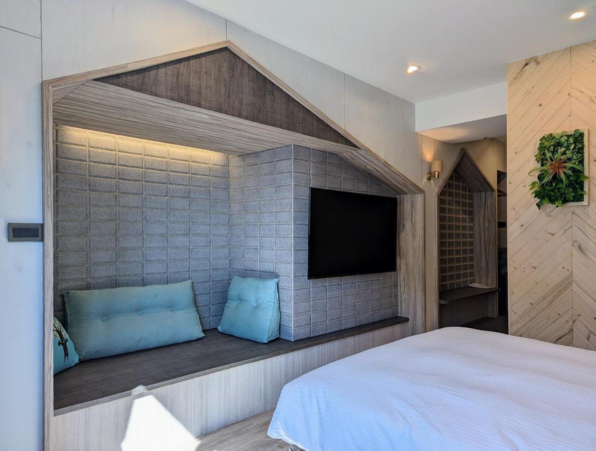 K Hotel - Yizhong Ταϊχούνγκ Εξωτερικό φωτογραφία