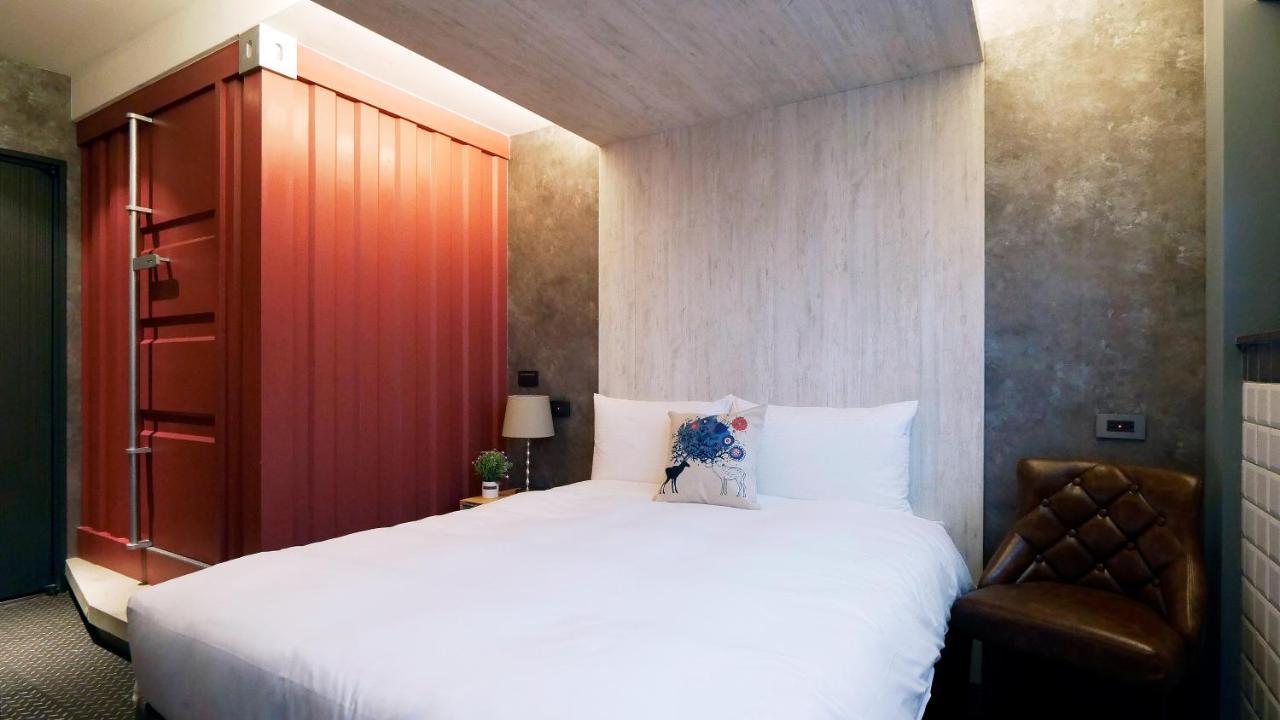 K Hotel - Yizhong Ταϊχούνγκ Εξωτερικό φωτογραφία